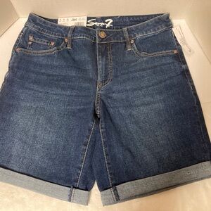 Seven7 Ladies Easy Relaxed Fit Mid Rise Cuffed Hem Bermuda Short Size 6 New